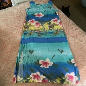 Long Hawaiian maxi dress